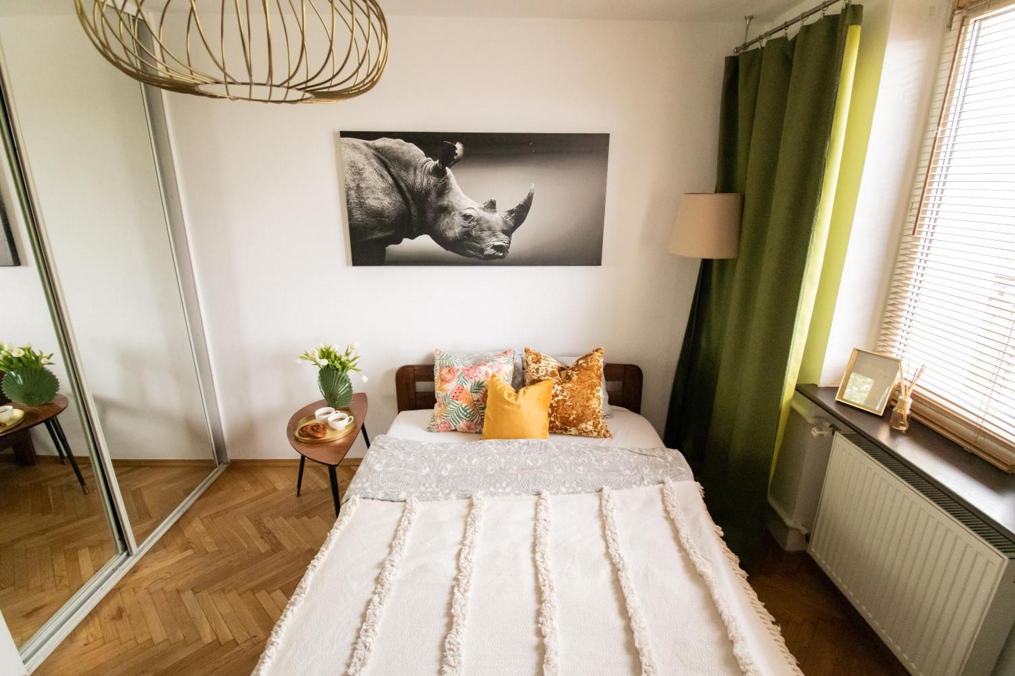 Piotrapartments - Daleka Cozy Train&Airport Apartment Varsó Kültér fotó